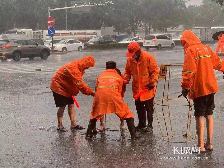 暴雨将至小说_暴雨将至_暴雨将至电影