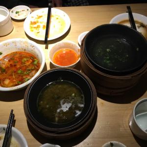 【口碑爆棚】米时小吃店：美食超实惠，学生党的福利地