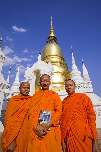 电影火烧寺红莲在线观看_电影火烧红莲寺出自哪部作品_火烧红莲寺电影