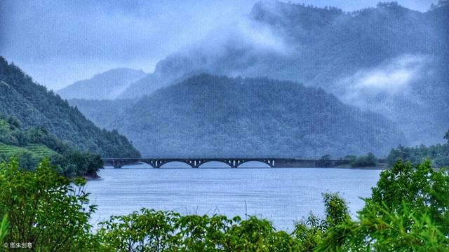 香坂朝海_邪恶漫画(香坂时雨)_香坂时雨